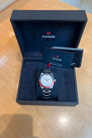 Tudor Black Bay GMT 79830RB