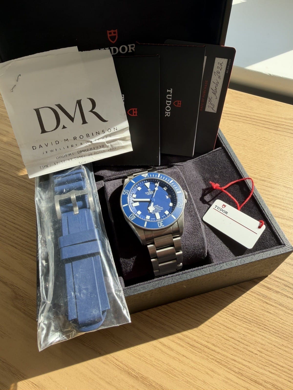 Montre TUDOR Pelagos 25600TB Bracelet en titane bleu 2022 42 mm. – Image 18