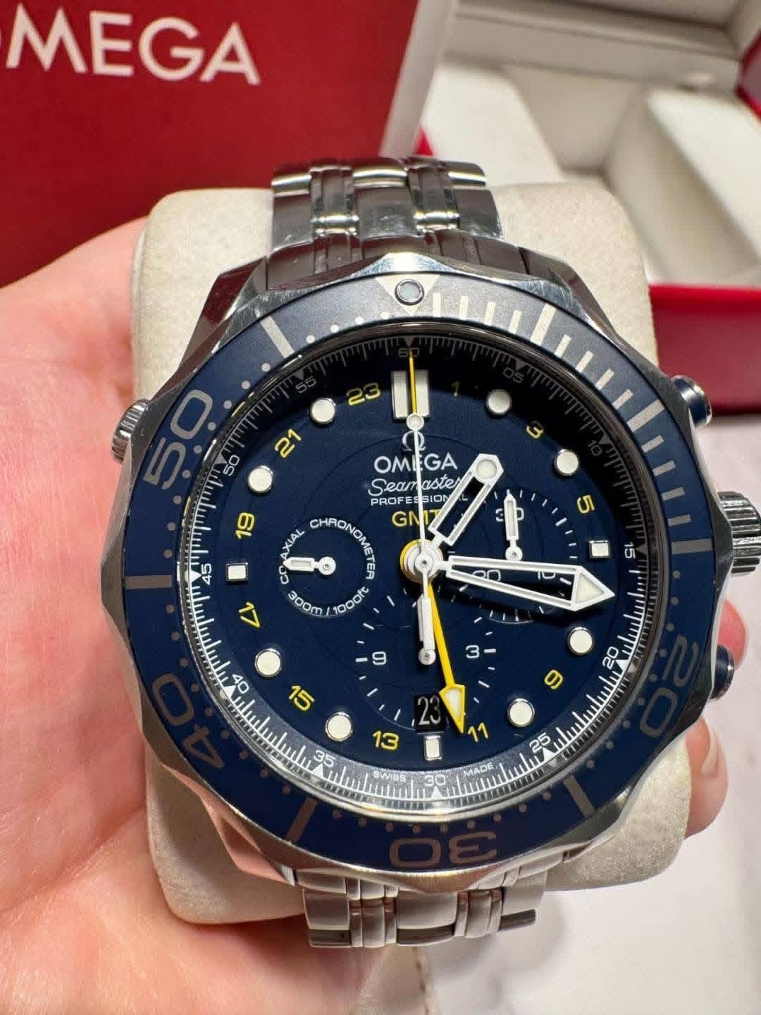 Omega Seamaster GMT Chronographe Coaxial Montre de plongée 300M 212.30.44.52.03.001 – Image 7